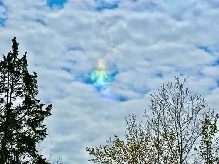 Nature Pics, iridescent cloud