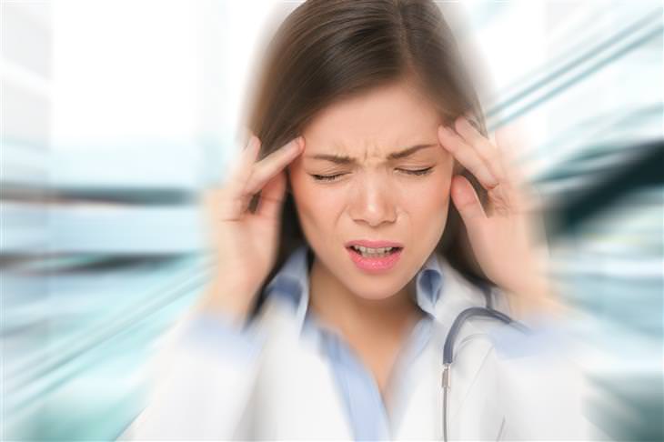 Migraine Myths migraine with aura