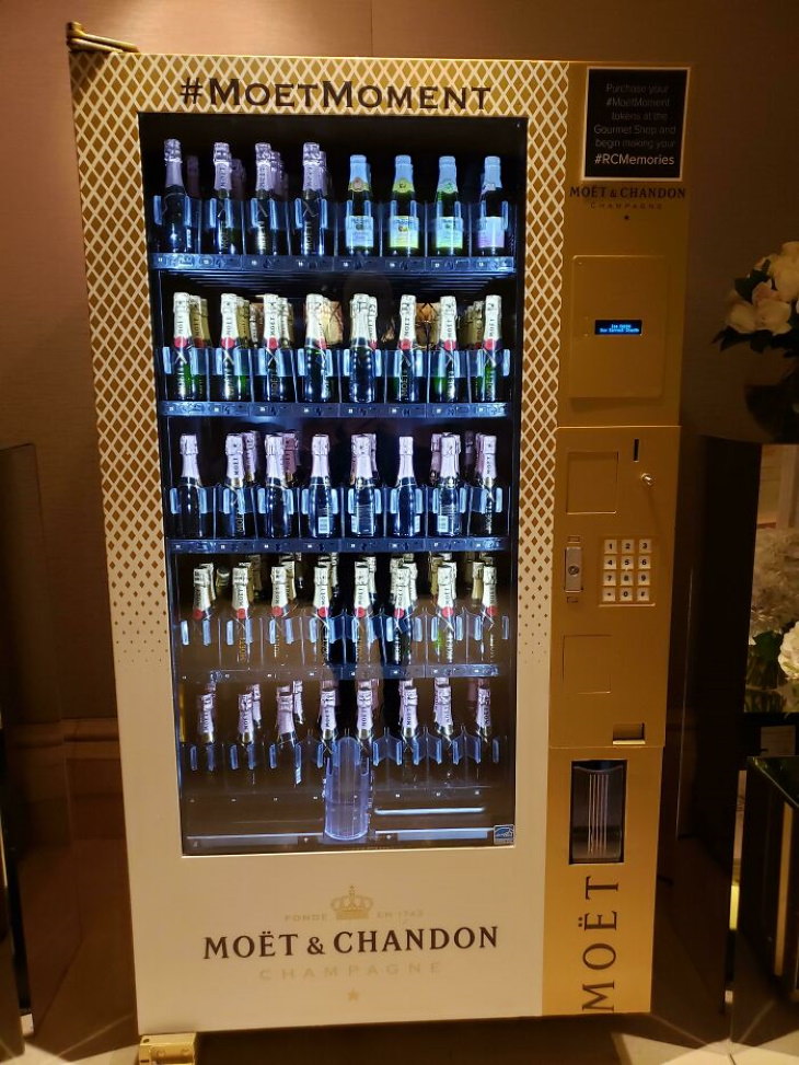 Vending Machines champagne