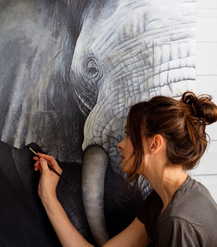 Brilliantly Detailed Animal Portraits by Sophie Green artist paints elephant