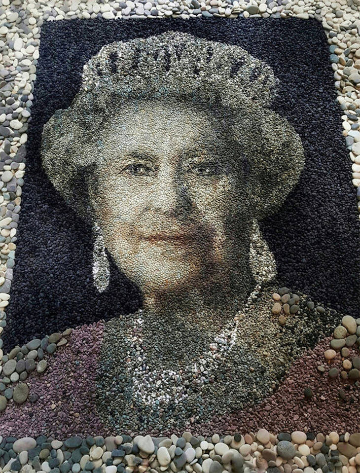 Recreation of Famous Artworks with Pebbles by Justin Bateman queen Elizabeth II