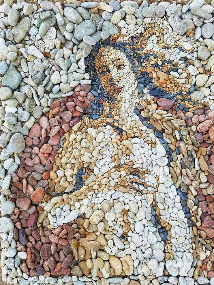 Recreation of Famous Artworks with Pebbles by Justin Bateman venus