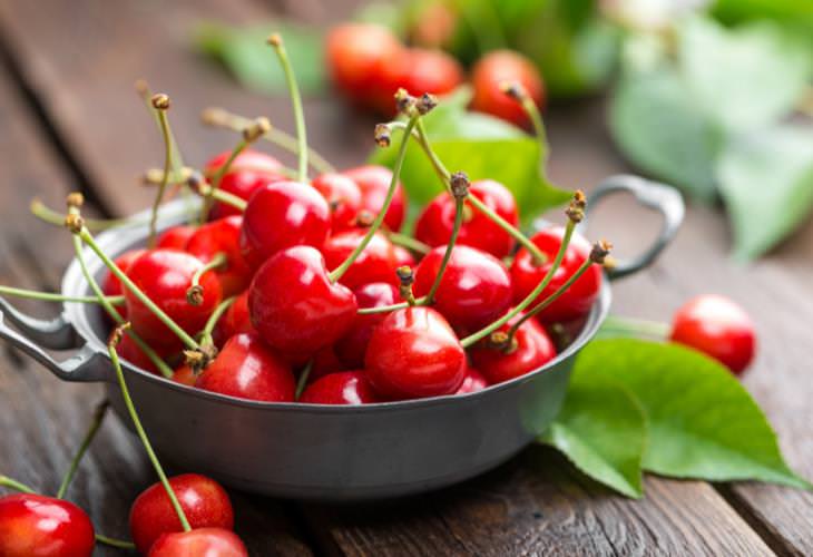 Healthy Summer Foods to Burn Fat. Cherries