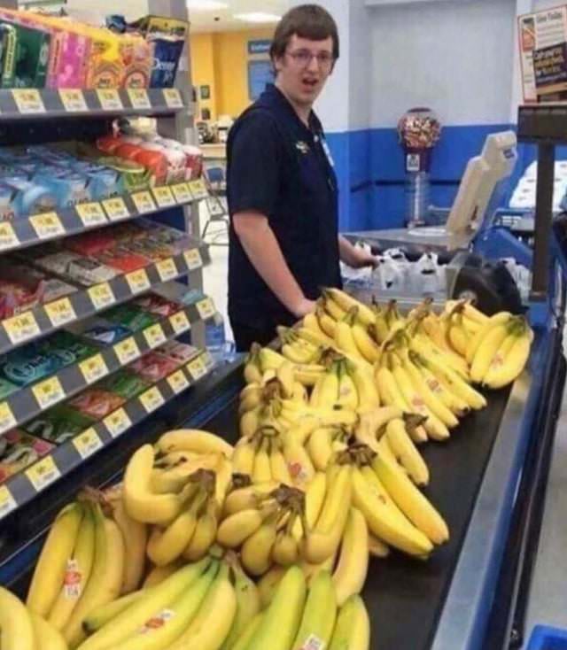 Bizarre Pictures bananas