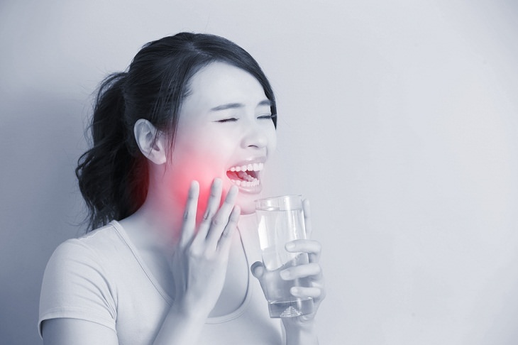 Risks of Over Brushing Your Teeth, sensitive teeth