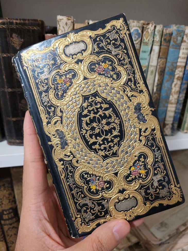 Beautiful and Unique Antique Items 1848 book