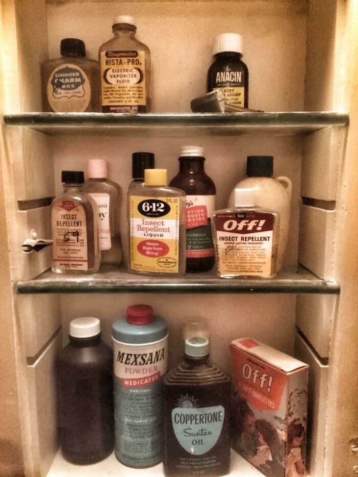 Beautiful and Unique Antique Items medicine cabinet