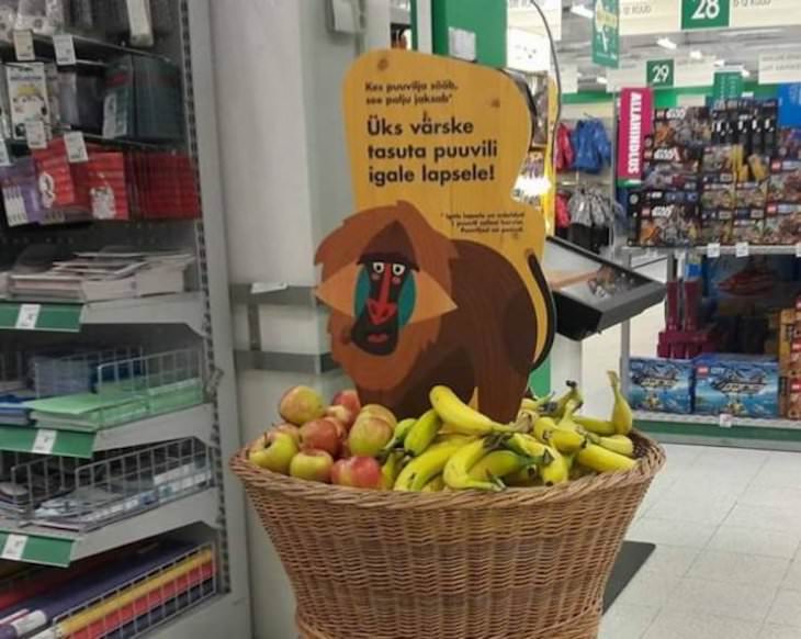 Peculiarities In Supermarkets Around the World free fruits