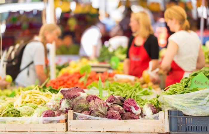 farmers market