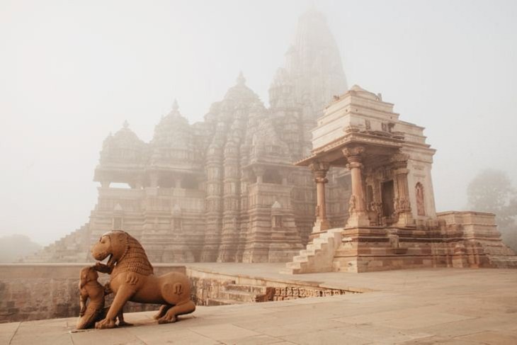 India in Pictures, Devi Jagdambi Temple