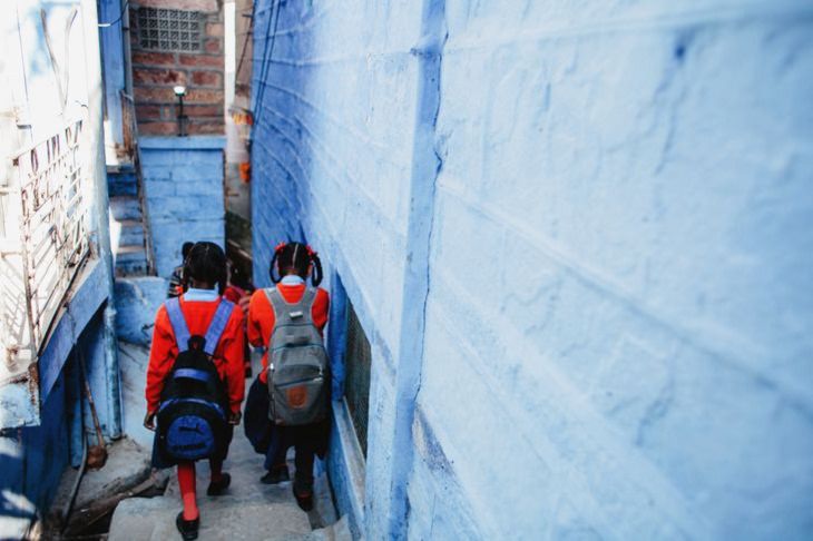 India in Pictures, School girls 