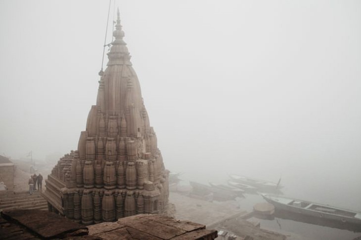 India in Pictures, old temple