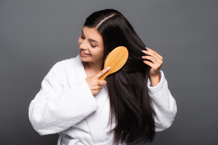 Tips For Shiny Hair Brushing hair