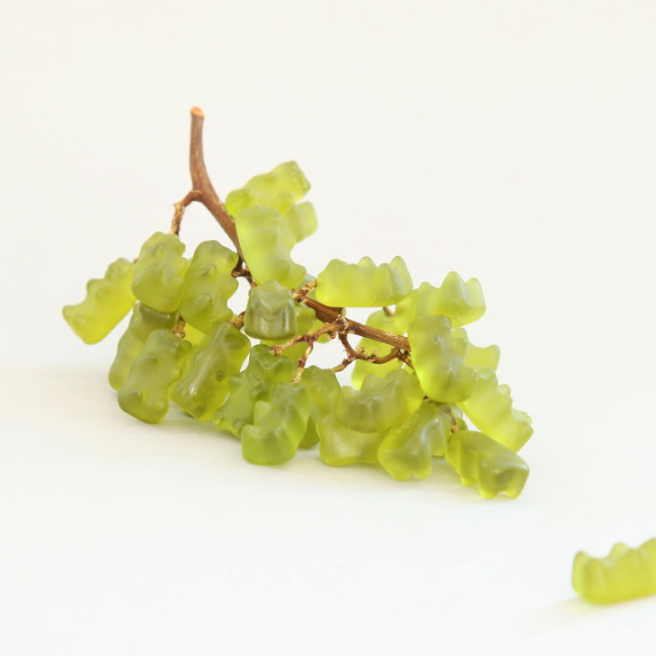 Helga Stentzel Food Art gummy bear grapes