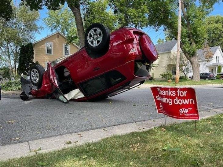 Car Driving Fails, sign