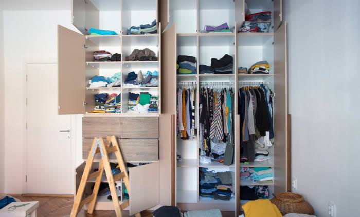 organizing a closet