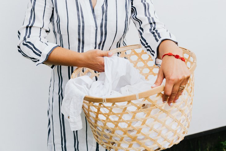 Habits That Make You Tired laundry