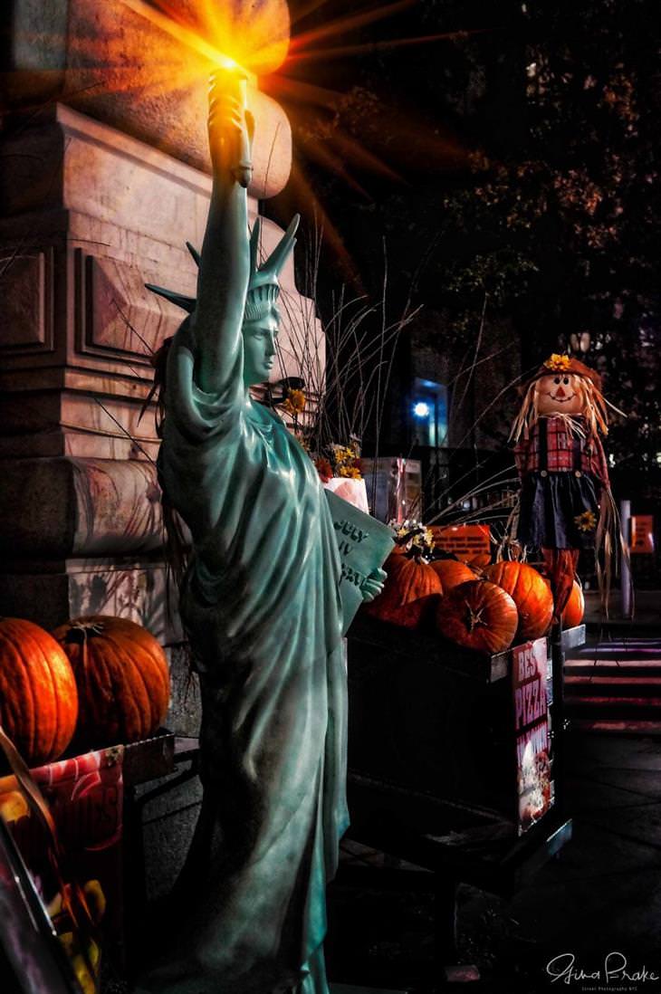 Otoño En Nueva York, disfraz estatua de la Libertad