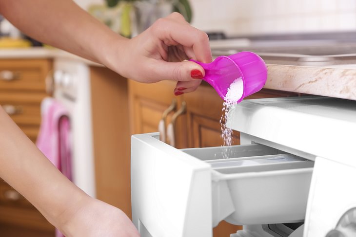 Laundry Detergent Dosing Tips Adding powdered detergent