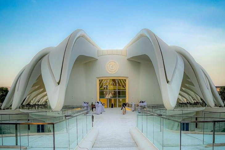 Dubai Expo 2020 UAE Pavilion by Santiago Calatrava entrance