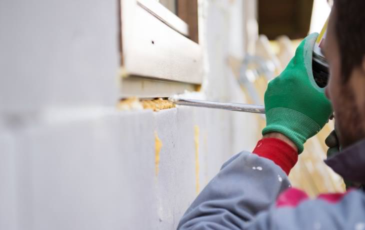 Sealing windows on exterior wall