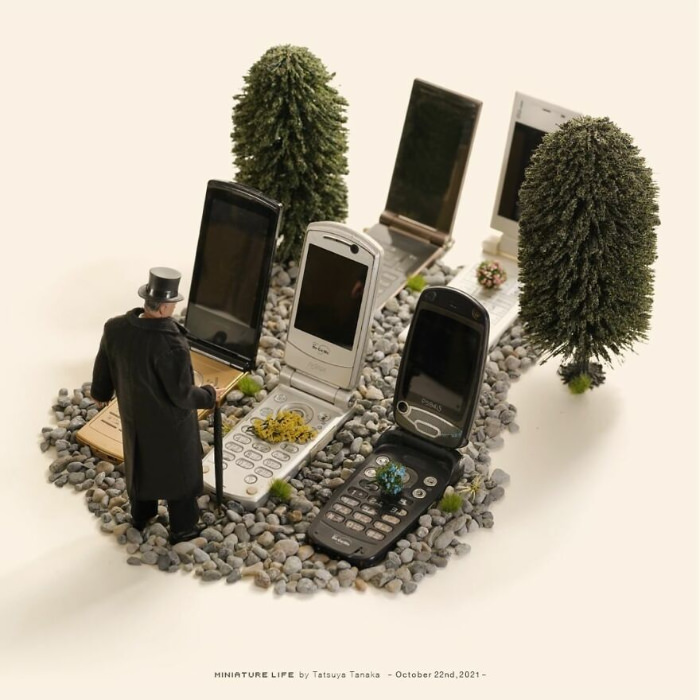 Miniature art by Tatsuya Tanaka cemetery 