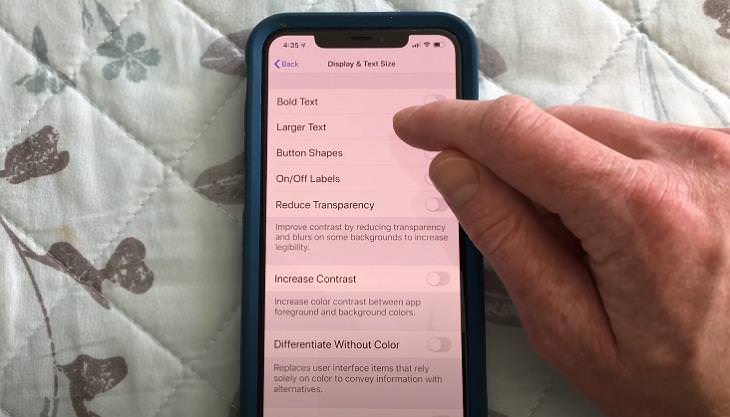 iPhone Tips for Seniors,  size of the font 