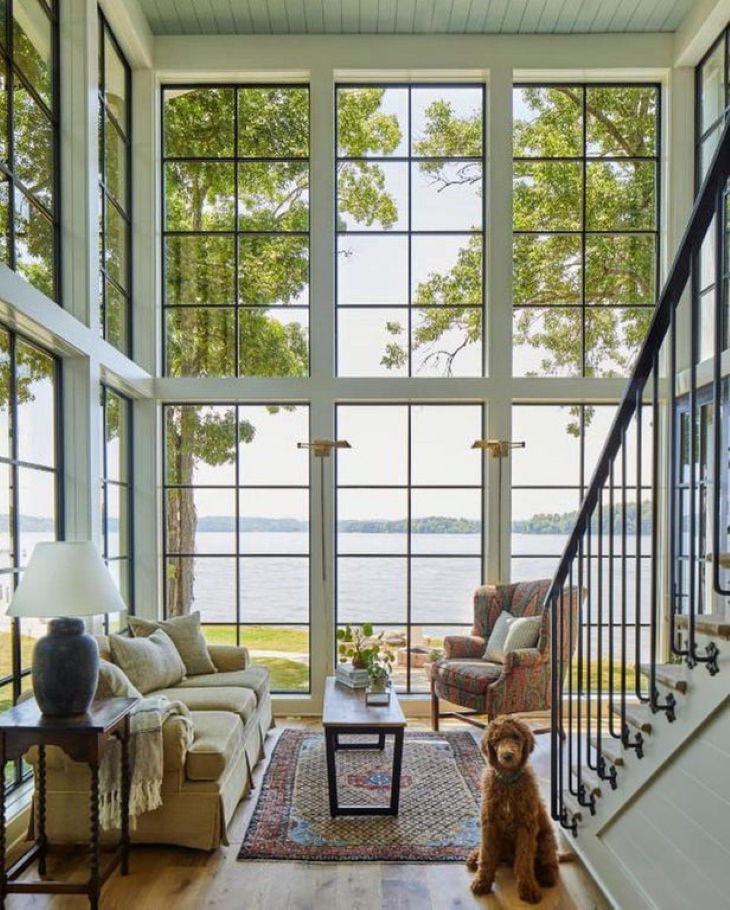 Interior Design lakehouse on the shore of Chickamauga Lake, Tennessee