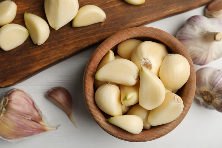 Garlic Storage Peeled garlic