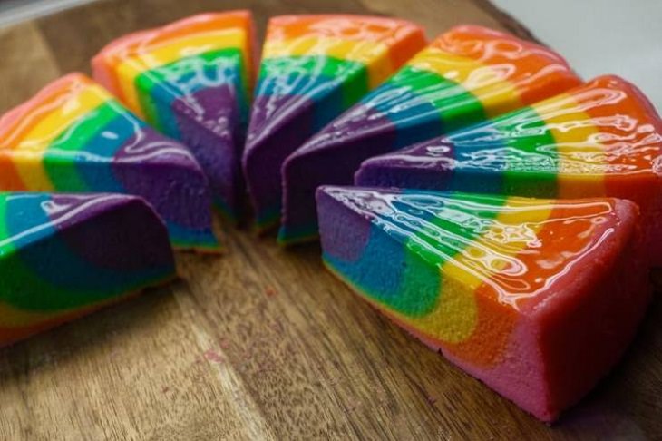 Japan is Unique, Rainbow cheesecake