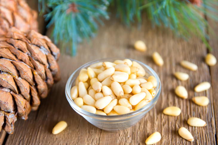 Foods With Weird Body Reactions Pine nuts