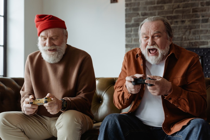 Memory-Boosting Video Game seniors playing video games