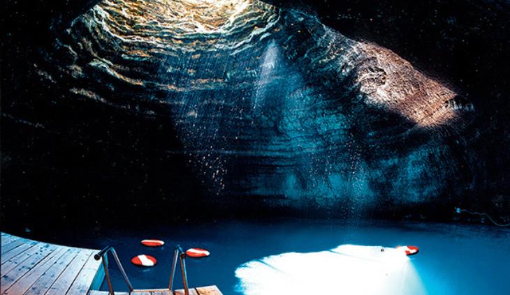 Lugares Geológicos En Utah, Cráter Homestead en Midway, Utah