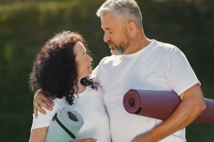 Yoga For Diabetes older couple with yoga mats