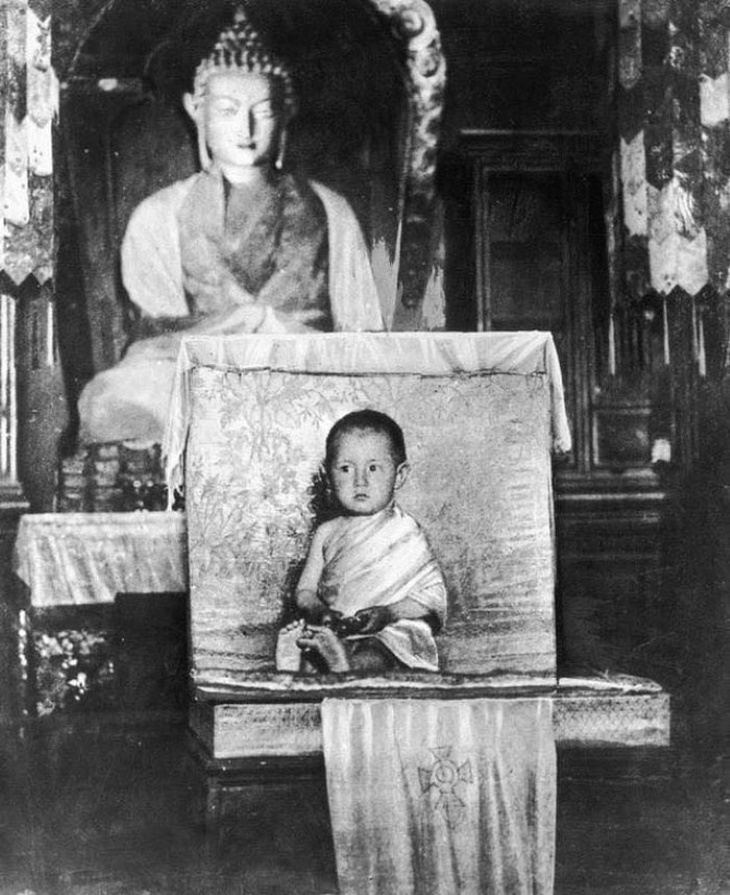 Vintage Photos The 2-year-old Dalai Lama (1937)
