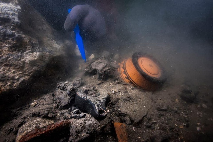 Archaeological Discoveries, baskets of fruit