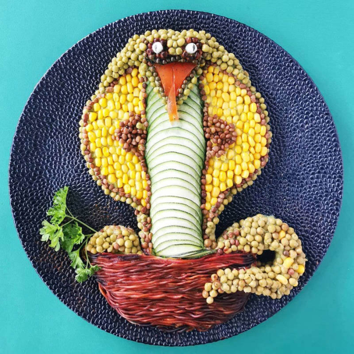 Food art by Jolanda Stokkermans - Tasty Snake Dip