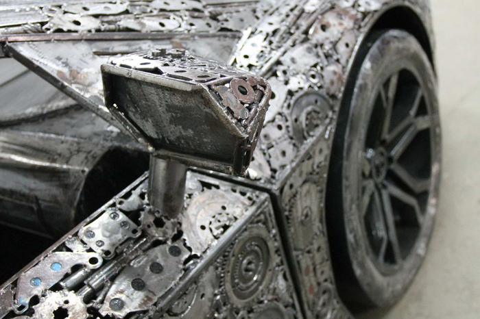 Luxury Car Replicas in the  Gallery of Steel Figures - Side mirror detail