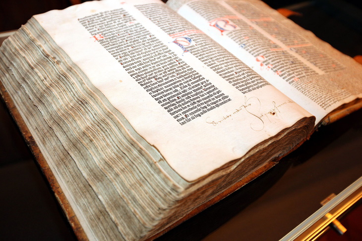 Medieval Inventions Gutenberg Bible