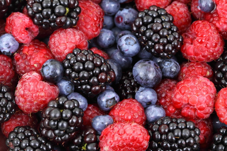 Misnomers Raspberries, Strawberries, and Blackberries