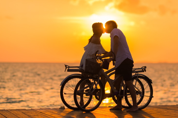 5 Love Languages couple on bikes