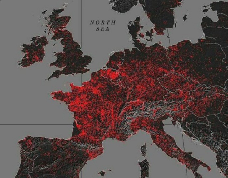 Interesting Maps, castles in Europe