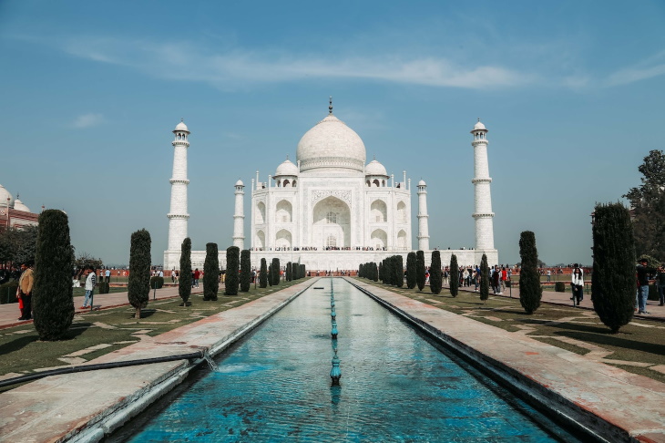 South Asian Architecture Taj Mahal in Agra, Uttar Pradesh, India‎