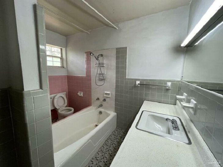 Interior Design Fails, bathroom