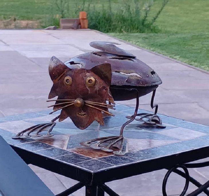 WEIRDEST Art Objects, cat-shaped mosquito coil holder