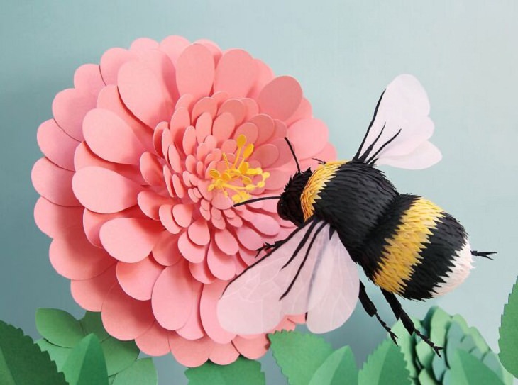 Paper Art, bee