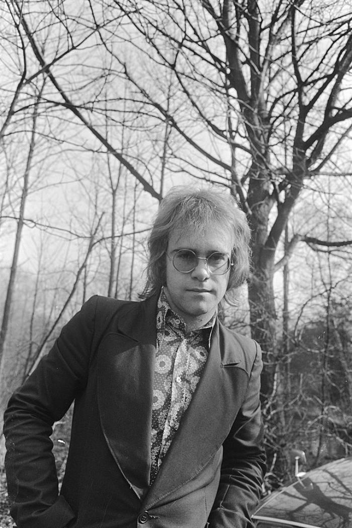 Young Elton at the beginning of his career