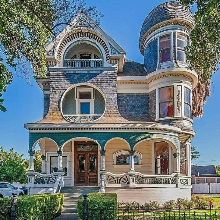 Historical Homes in the US The Migliavacca Mansion (1890) in Napa, California