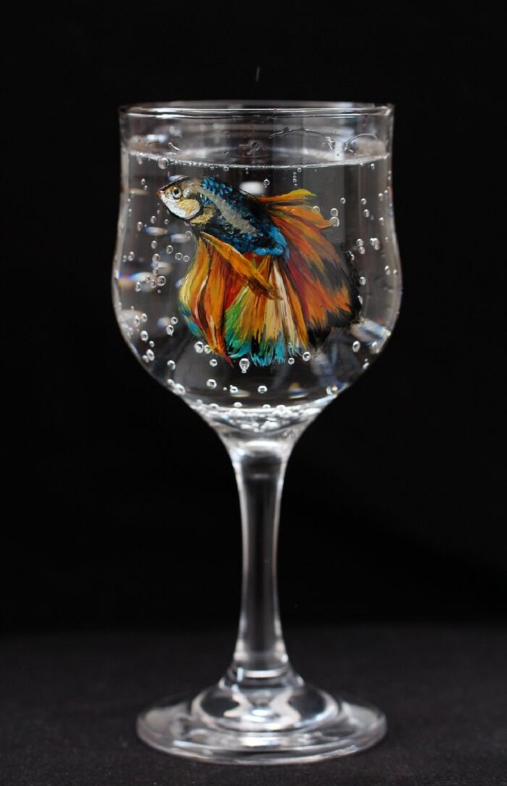 Animal Paintings on Glass, fish