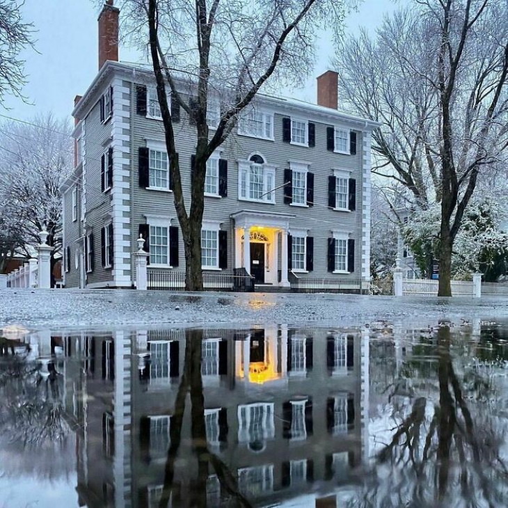 Historical Homes in the US Philips House (1821) in Salem, Massachusetts